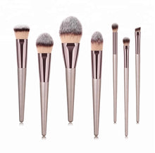 Load image into Gallery viewer, 7 piece Face Master Brush set